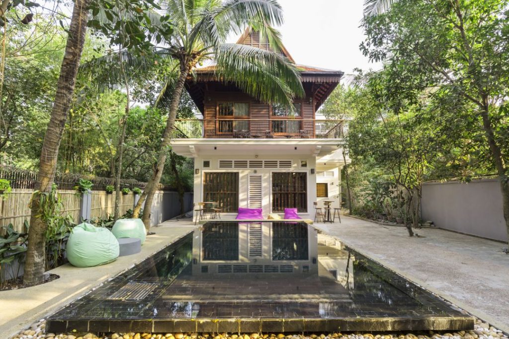 Frontal shot of the Villa Butterfly Pea Villa and large pool
